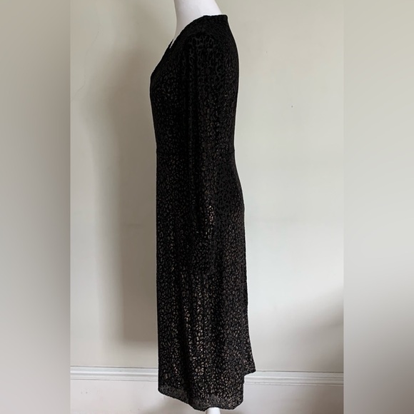 Elie Tahari Elegant Black Long Sleeve Dress. Size XS. Like new. - Picture 6 of 10